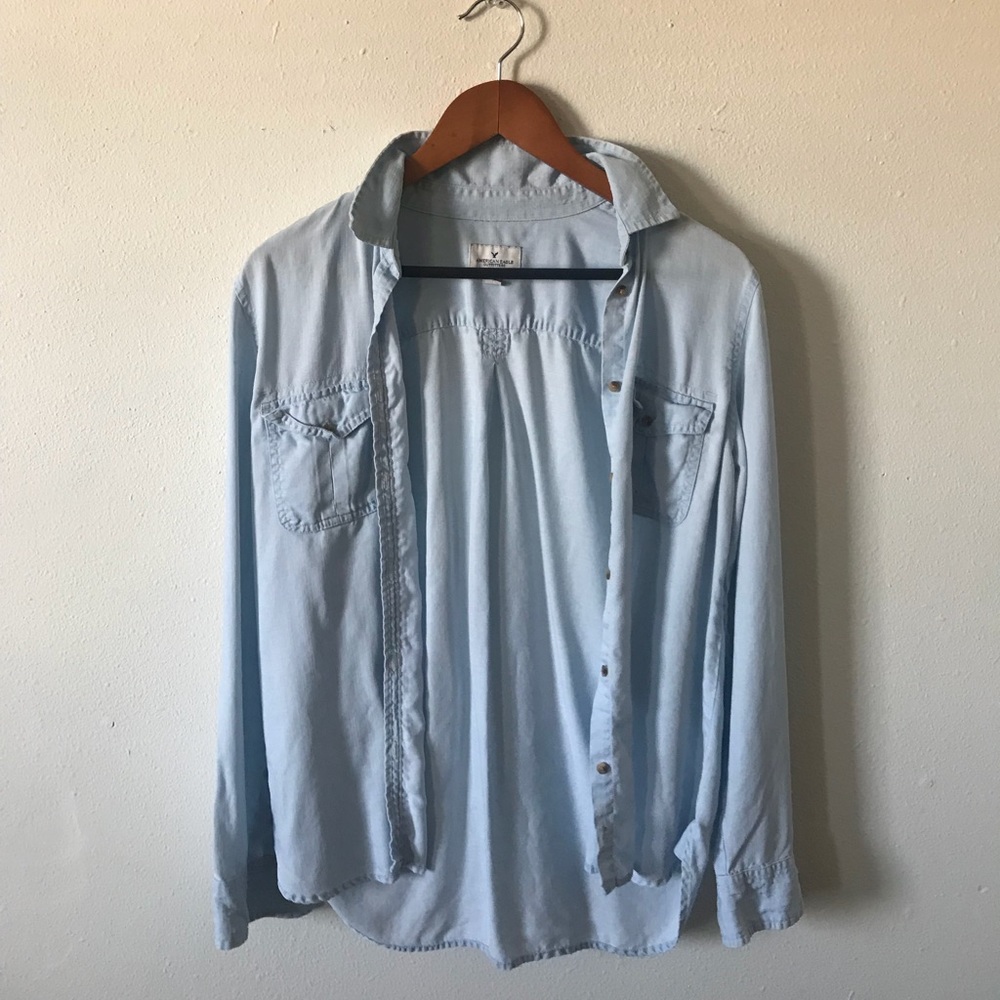 American Eagle chambray Shirt - Picture 1 of 3